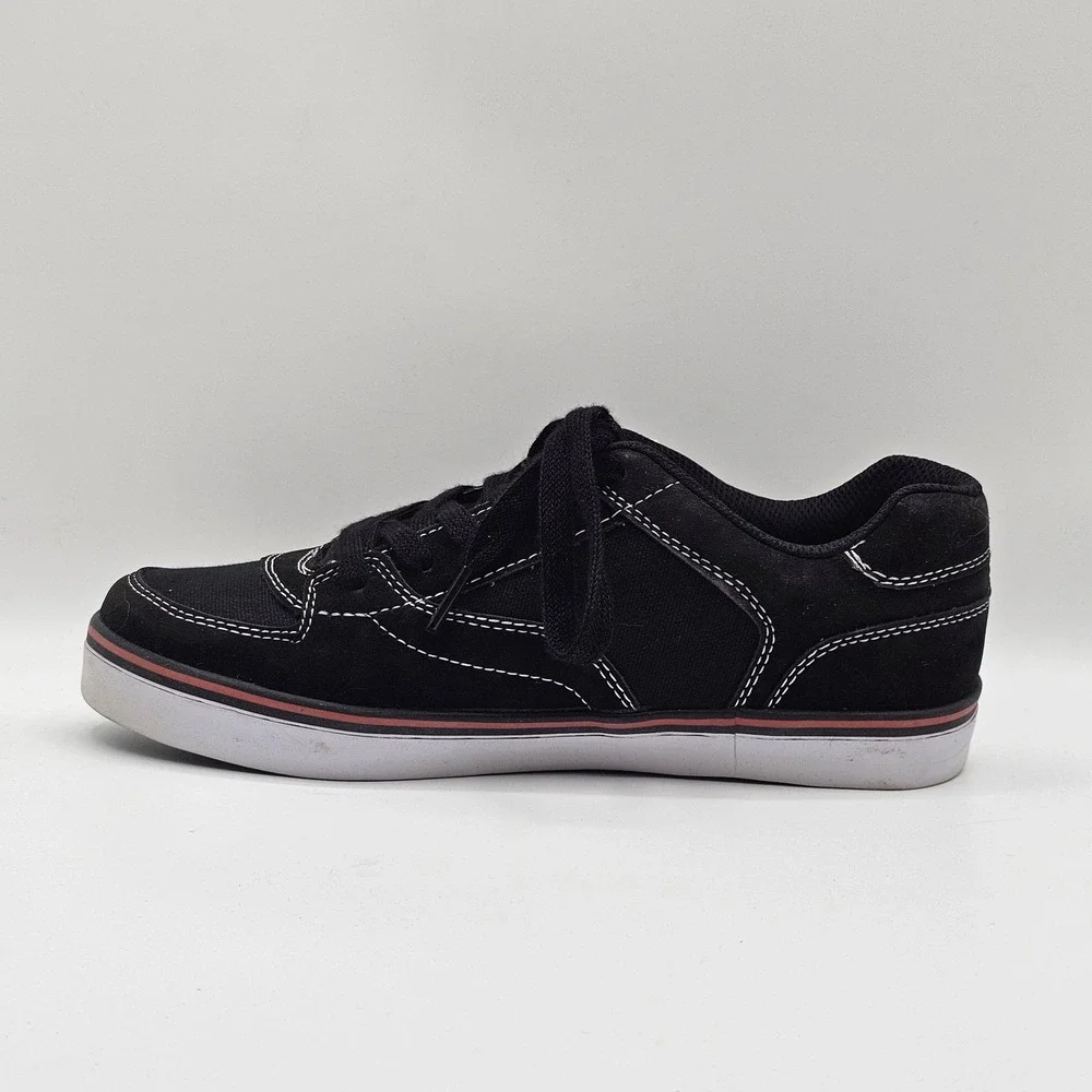 Airwalk Shoes Youth Size 5.5 Black Red Skate Low Top Classic Lace‎ Up Sneakers